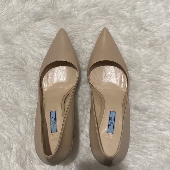 Prada‎ Pointed Toe pump size 41EU - Picture 5 of 11
